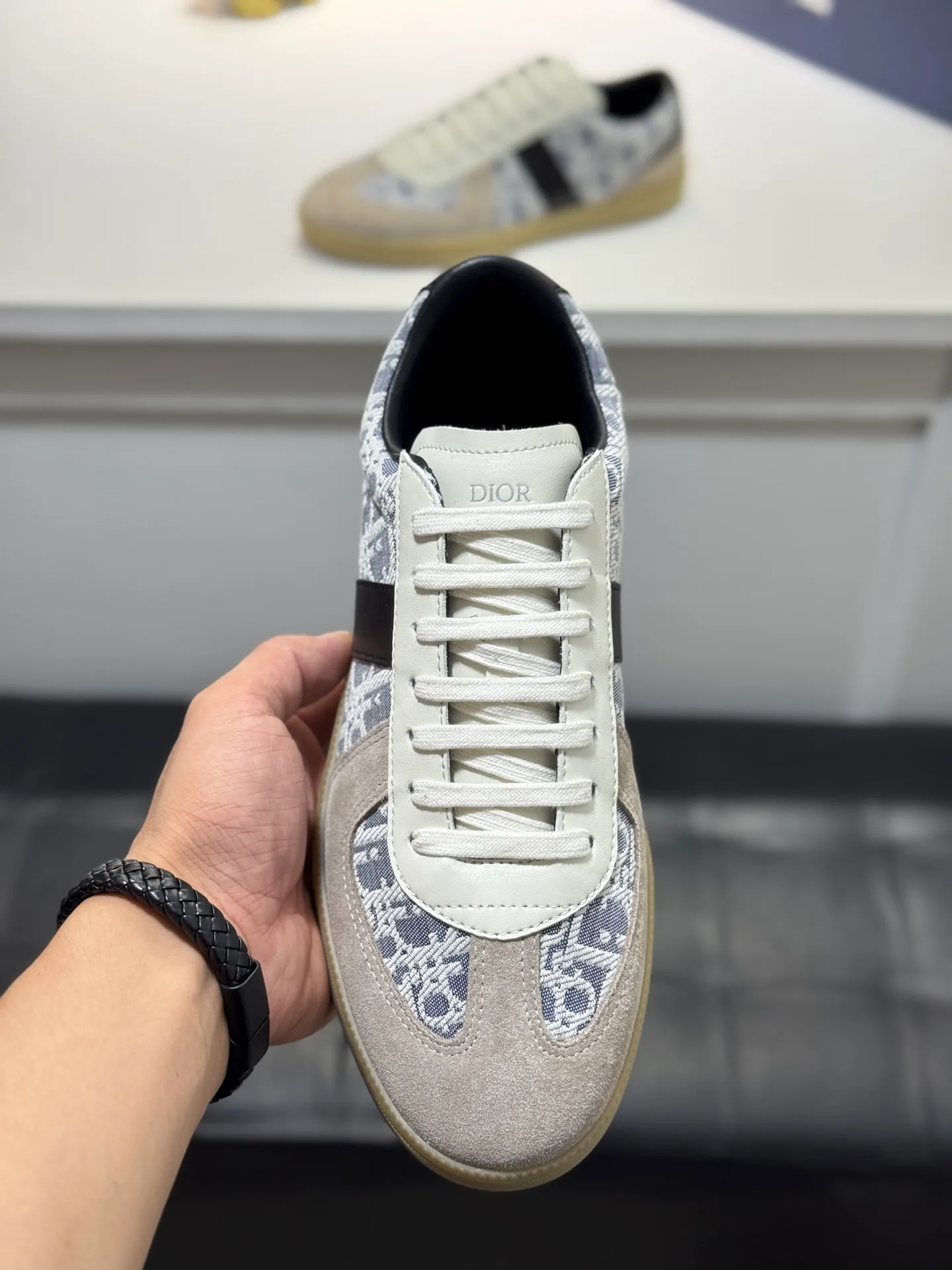 Men's Men's Shoes💰380【New Style】🎠🎠Dior🔍Top Purchasing Agency🇮🇹Di's hot style super popular sneakers are synchronized with the new product counters. The uppers are original Italian imported cowhide, the logo graphics are perfectly reproduced with complex craftsmanship necessary for fashionistas, and the imported soft sheepskin lining is Sole: The original sole is specially provided by the original factory. The exclusive movable molded sole is super comfortable. The original factory follows the order. 🔍🔍Multiple colors are available. You can enter and exit the counter at will. Welcome to compare. A must-have for trendy men. Code number: 38-44 (45 customized